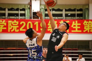 &ldquo;嘉庚&rdquo;现退役男篮友谊赛